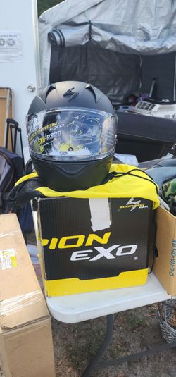 Small motorcycle helmet