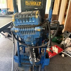 DeWalt 60lb Jack Hammer Electric For Sale