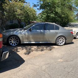 2004 BMW 545i