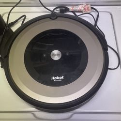 Roomba I Robot 