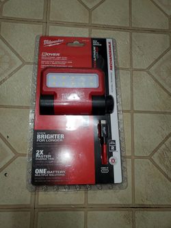 Milwaukee  Light  550lumens  New $50