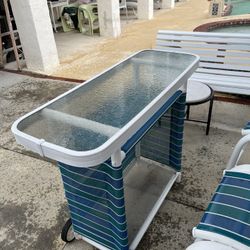 Portable Bar On Wheels And 2  Bar Stools  Great Shape 