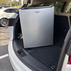 Refrigerator-small Size