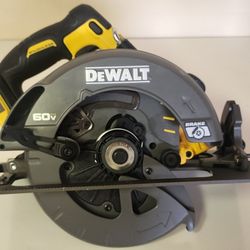 DEWALT FLEXVOLT 60V ΜΑΧ Cordless Brushless 7-1/4 in. Circular Saw