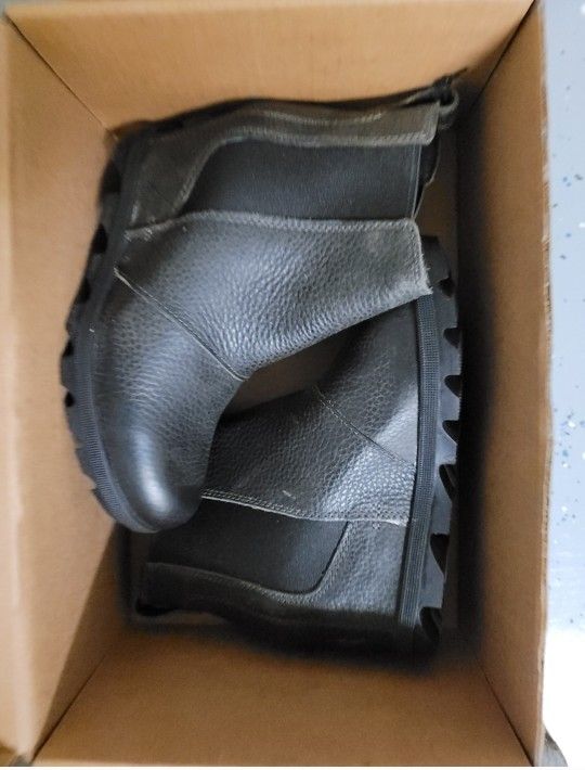 Size 5 SOREL BOOTIES