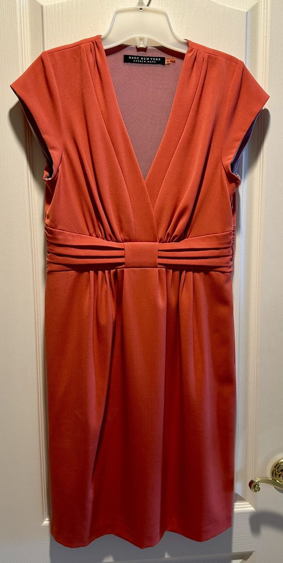 Andrew Marc New York Women Cap Sleeve Coral/Pumpkin Color Knee High size 8 Dress great for Thanksgiving