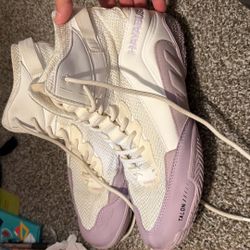 HAYABUSA BOXING SHOES SIZE 5 