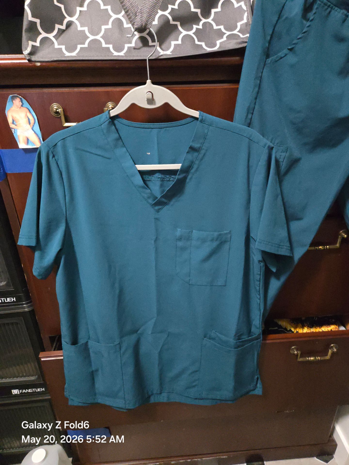 Scrub set for men