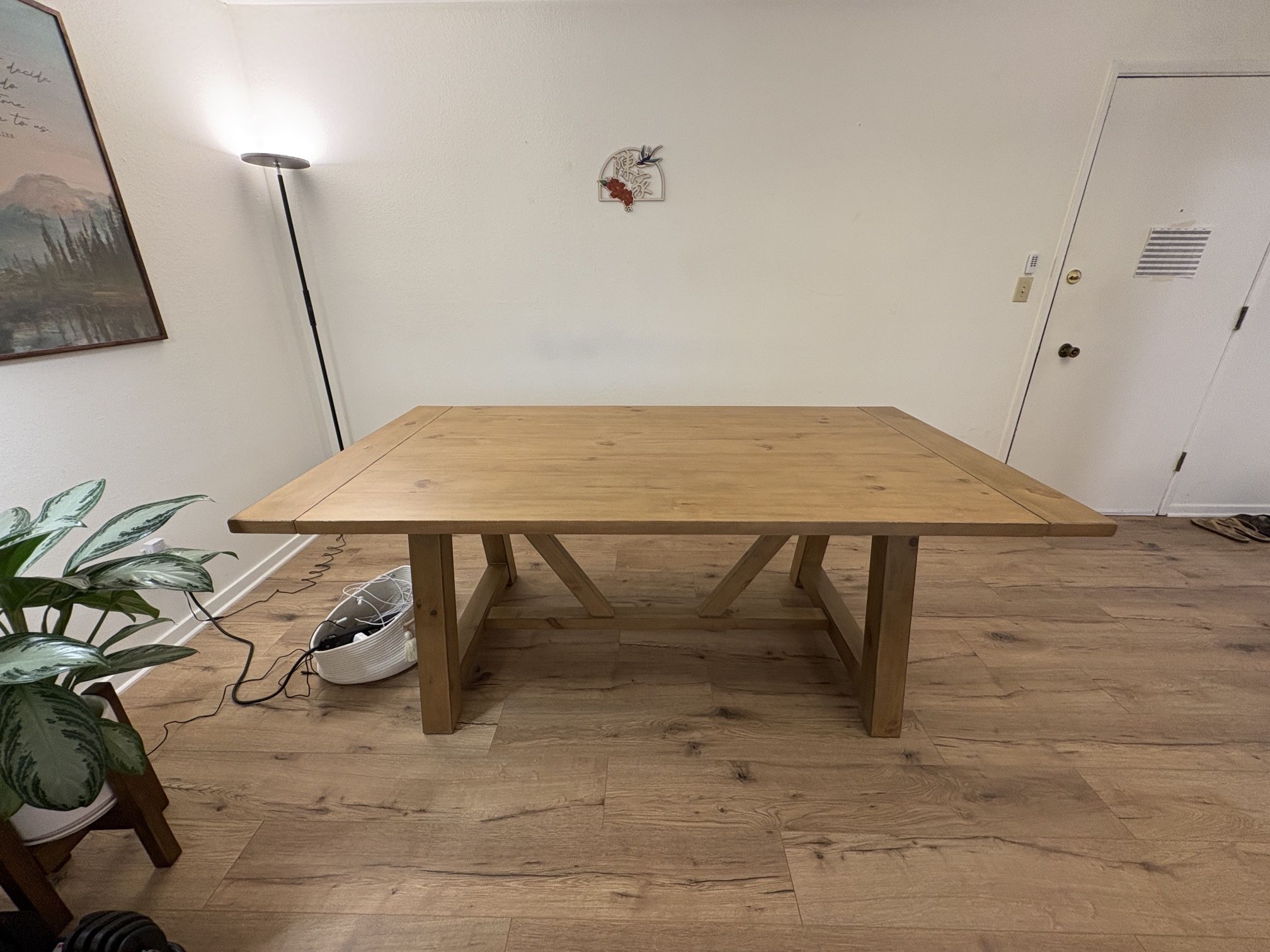 Wooden Extendable Dining Table