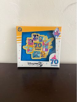 Disney parks Disneyland 70th anniversary jumbo LE pin 1,000 Pcs