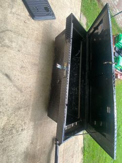 Tool box diamond black full size trucks
