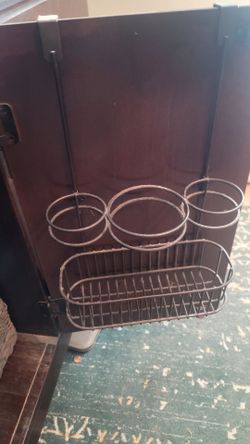 Under cabinet hanging storage
