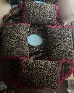 Pillows And Tablecloth Set