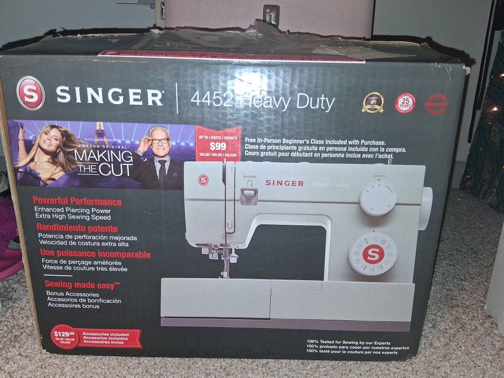 SINGER 4452 Heavy Duty Sewing Machine