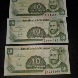 A Set of Three Small Nicaraguan 10 Centavos Note