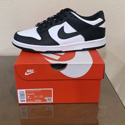 Dunks  