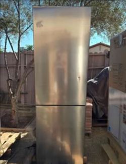 Stainless steel bottom freezer refrigerator left swing