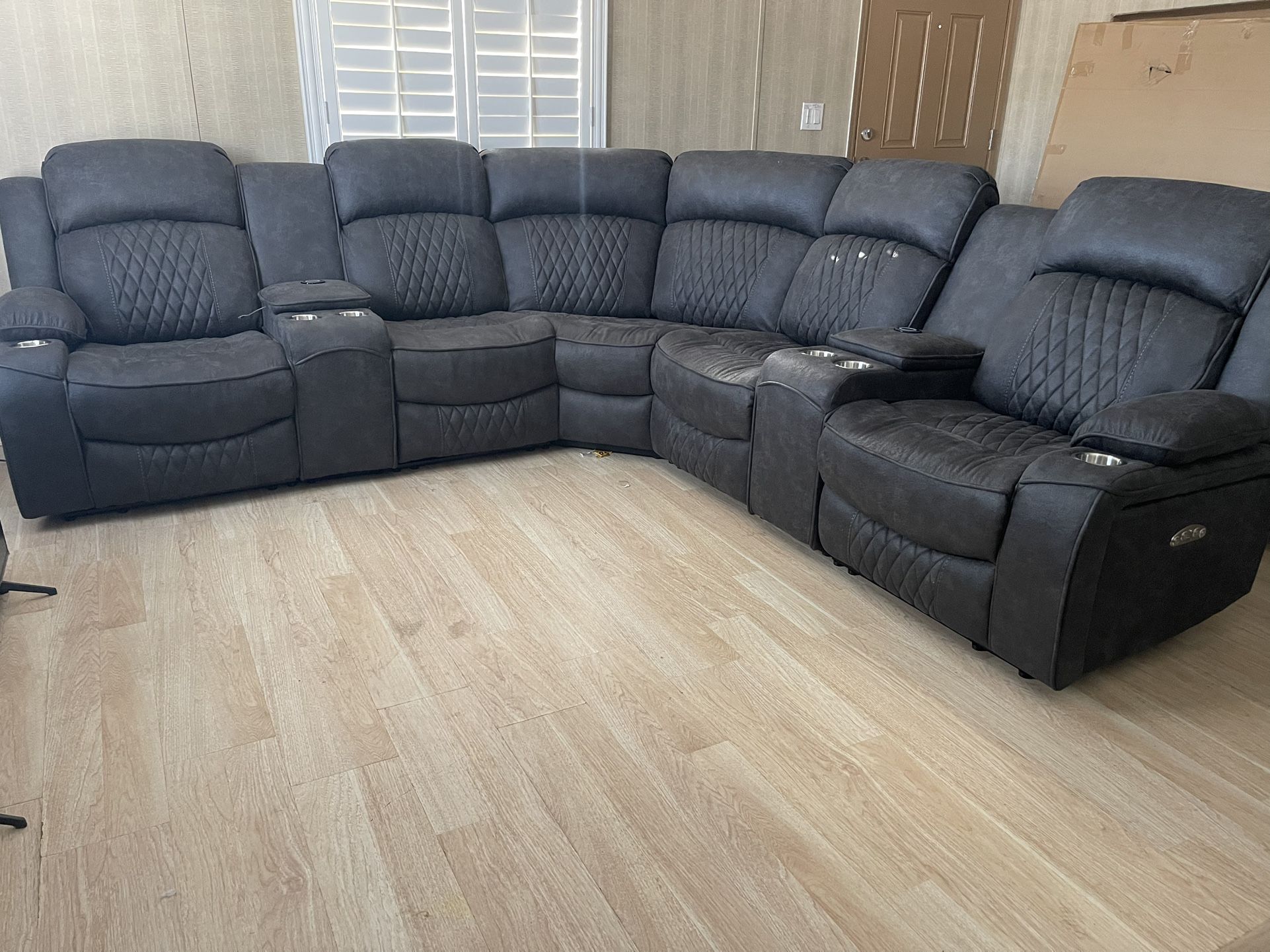Power Reclining Sectional Sofa