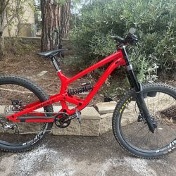 Commencal Furious