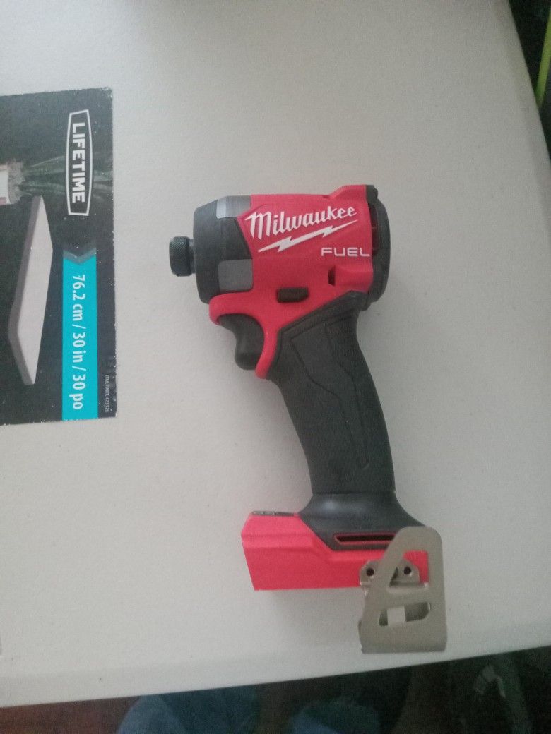 New Milwaukee M18 Fuel 4th Generation  1/4 Hex Impact Tool Only 
