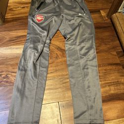 Arsenal Puma Athletic Pants (size Small)