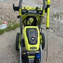 Ryobi 2700psi Electric Pressure Washer 