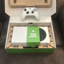 Brand New Xbox Series S