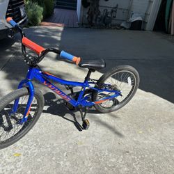 Specialized Kids Bike. 