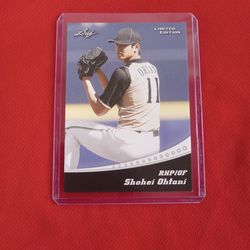 2018 Shohei Ohtani Limited Edition Rookie Baseball Card Leaf #LE-01