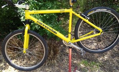 1990 Cannondale F700 Head Shok Mountain Bike Handmade in the USA