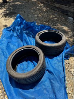 Pirelli P-Zero 305/35/20 (x2) tires