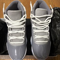 Cool Grey 11s SIZE 9.5