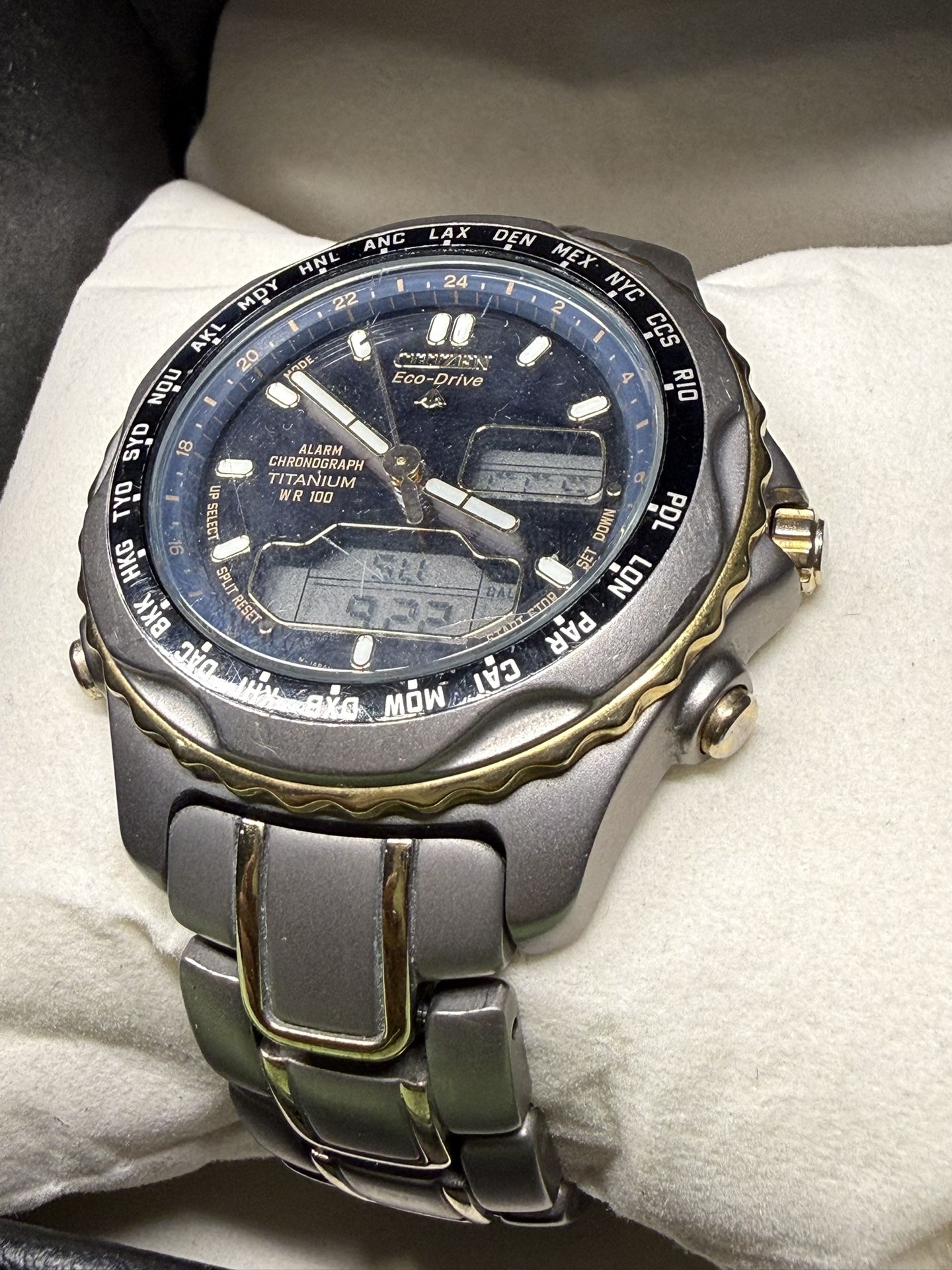 Citizen Men’s Eco Drive Titanium Wristwatch Alarm Chronograph C605 Q00567 TA