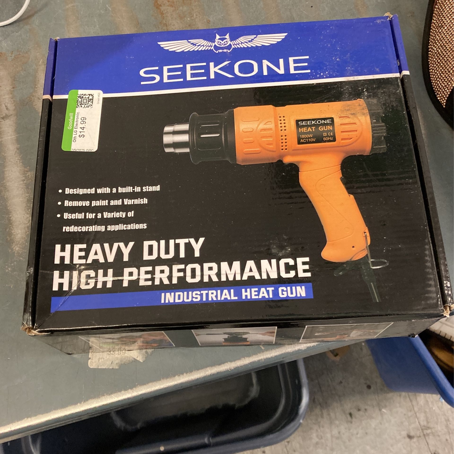 East Palmdale Goodwill Store