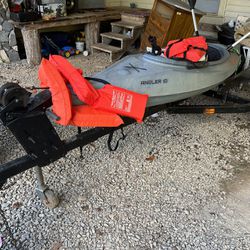 I Have A Nice 10ft Kayak For Trade 