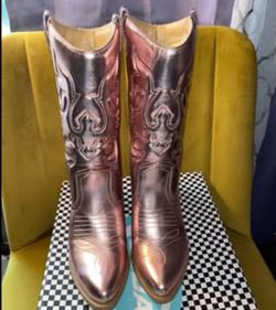Metallic Rose Gold Cowgirl Boots  Size 6.5