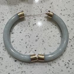Beautiful Jade Bracelet With 14k Gold 