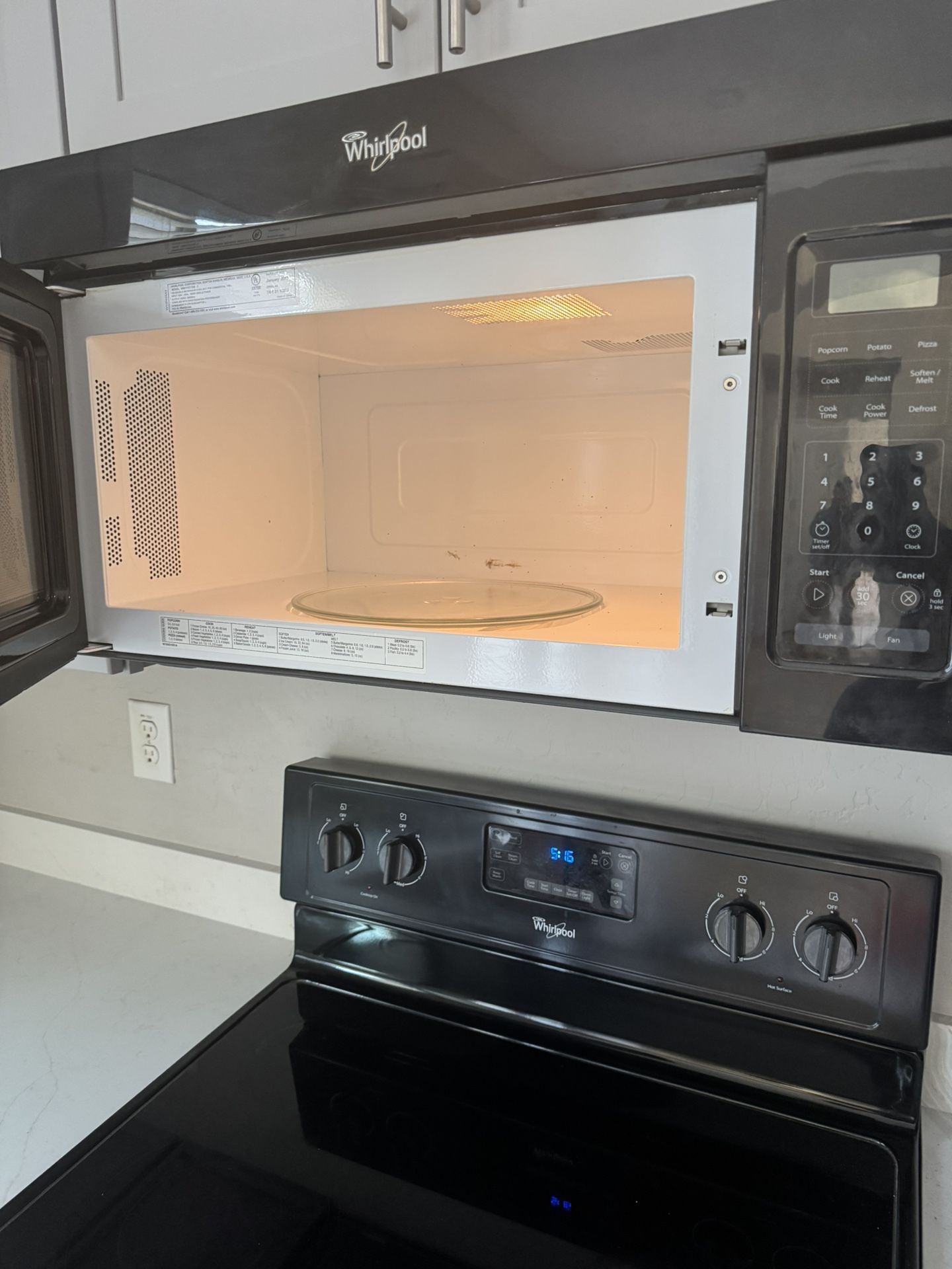 KITCHEN APPLIANCES