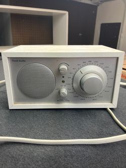 Tivoli Model One Radio