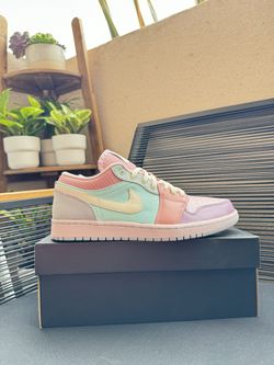 Jordan 1 Low Easter Pastel Brand New, Deadstock !
