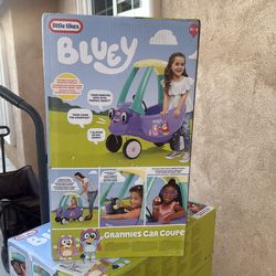 Little Tikes Bluey Grannies Car Coupe with 2 Accessories, Bluey Foot-to-Floor Ride-on, Kids Ages 1-5