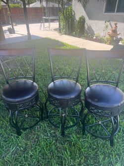 Bar stool chairs