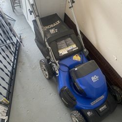 Battery Operator Lawnmower 
