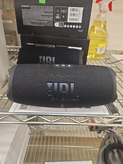 JBL Charge 5 WiFi SE Portable Bluetooth Speaker + Powerbank
