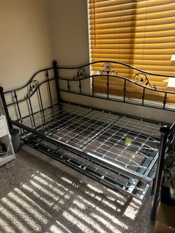 Twin Day Bed Frame with Trundle