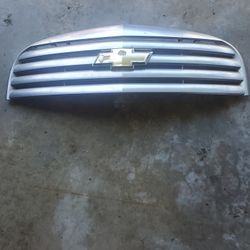 2006 Chevrolet HHR  front grill 