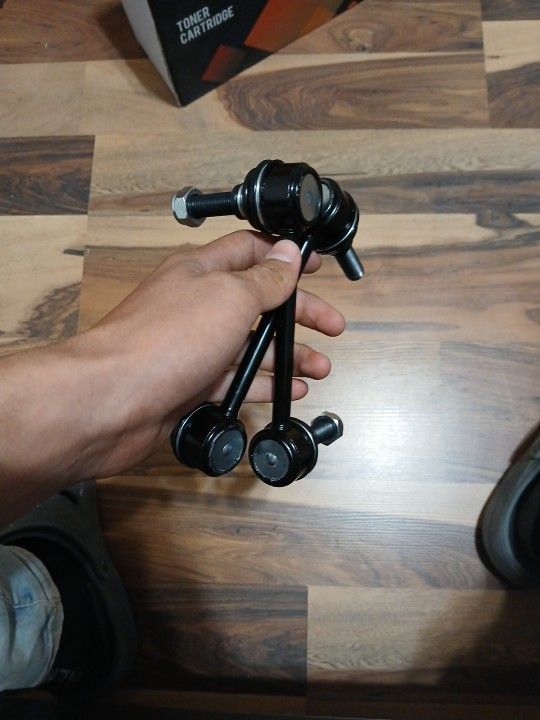 Rear Sway Bar Links (Good Condition)