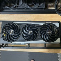 Sapphire Nitro+ AMD Radeon RX 6700 XT GPU