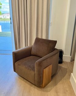 Accent Piece - Great Quality - Multiple in Stock - Same Day Availability 🚚