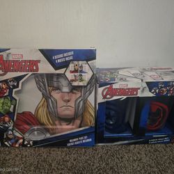 Marvel Avengers pint glass and melamine plate sets